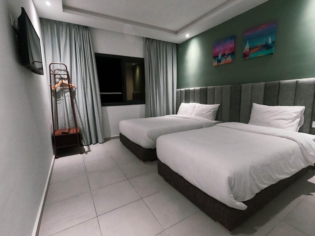 14ed6f99be2c9c9ef956eb1c0480adbe